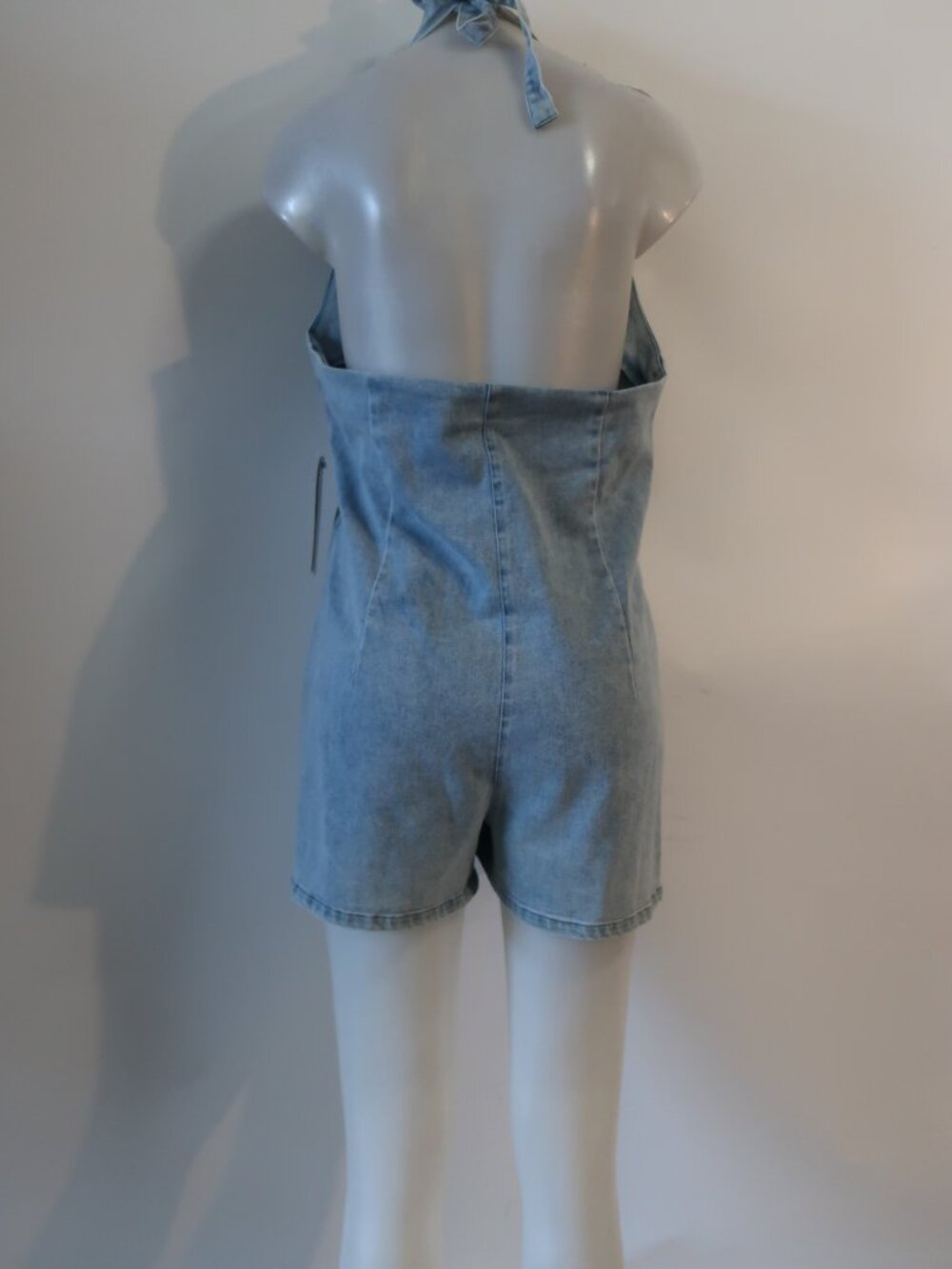 NWT Womens Central Park West Denim Blue Halter Romper L - Picture 5 of 7